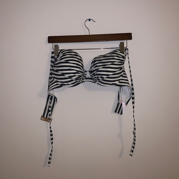 Victoria's Secret Other - Victorias Secret Black & White Bikini size 36D